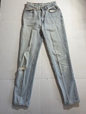 Vintage Levi's Light Blue Straight Leg Women's Jeans distressed